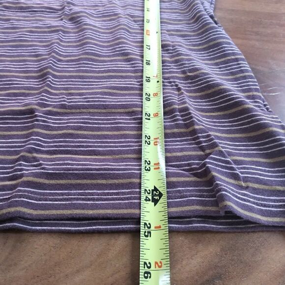 Fitted T-Shirt - Picture 6 of 6